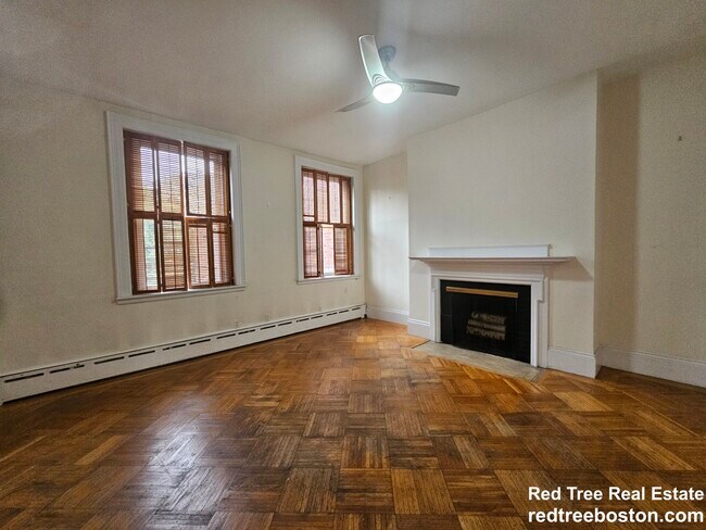 1712 Beacon St unit 2, Brookline, MA 02445 - photo 6