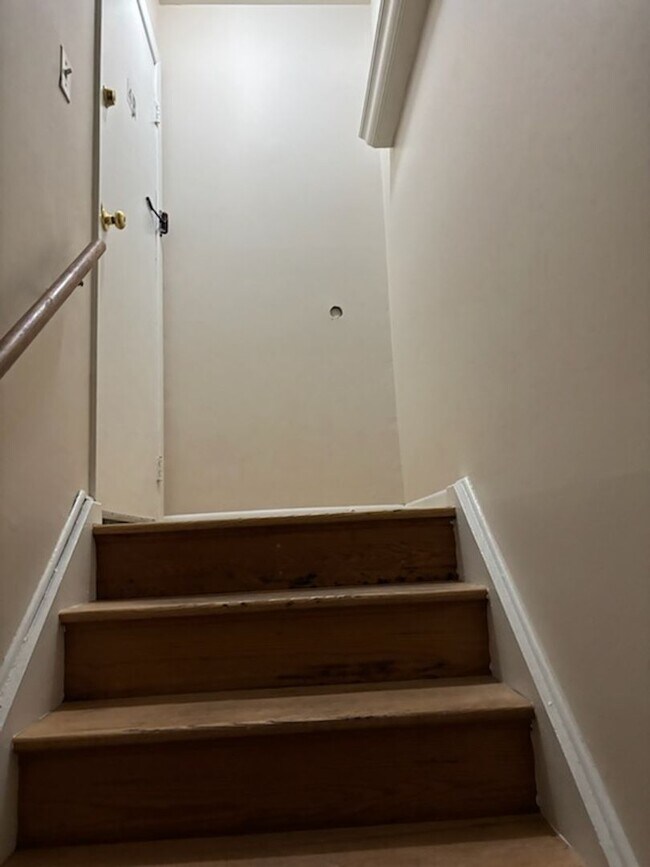 F & A Grand Assoc LLC, Palisades Park, NJ 07650 - photo 6