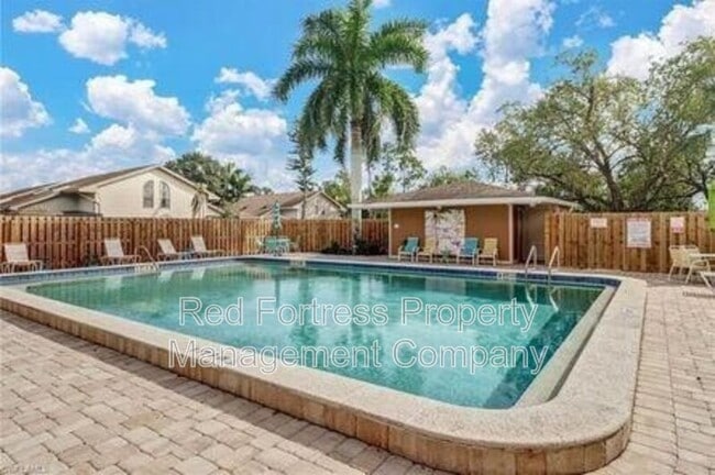 13226 Broadhurst Loop, Fort Myers, FL 33919 - photo 3