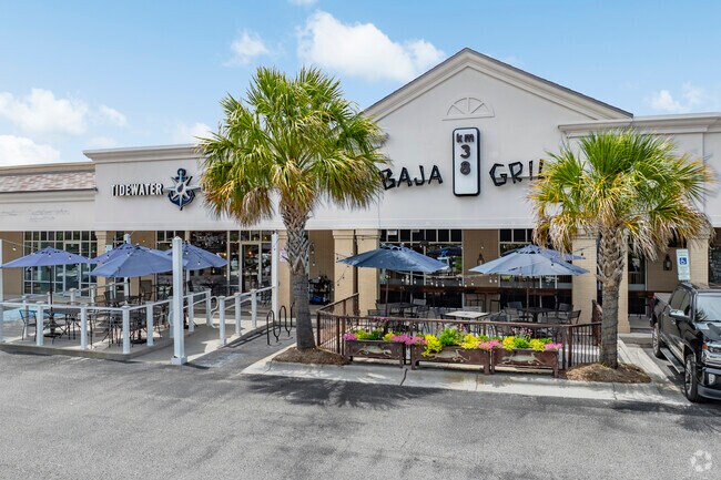 K38 Baja Grill near Figure 8 Island serves vibrant Mexican flavors in a lively, coastal setting, perfect for relaxed island dining.