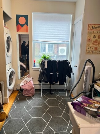 26 Sussex St, Boston, MA 02120