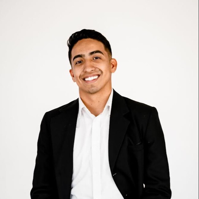 Agent Photo