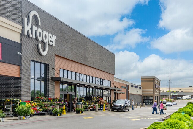 Kroger is one of a few grocery shopping options in Bowling Green.
