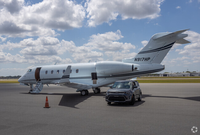 The Orlando Executive Airport is right in the heart of the Azalea Park area.