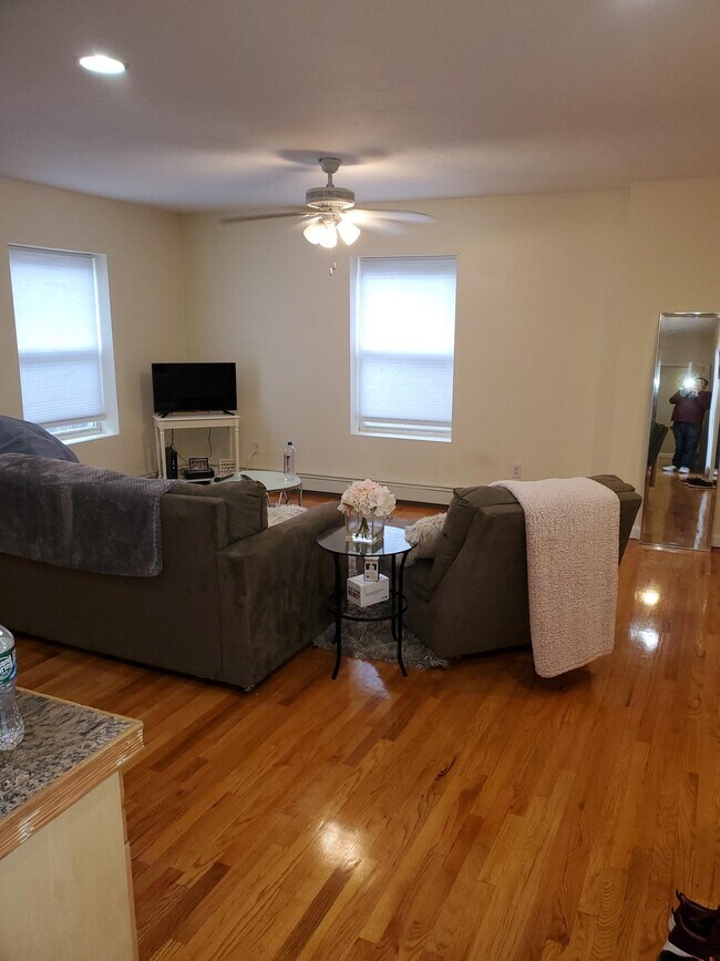 12 Fleet St unit 33, Boston, MA 02113 - photo 7