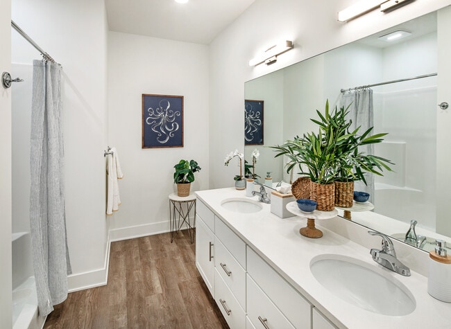 Ravello 192 & Ravello ll, Elkhorn, NE 68022 - photo 6