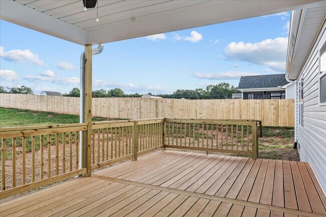 1045 Holly Springs Church Rd unit 36725448, Inman, SC 29349 - photo 7