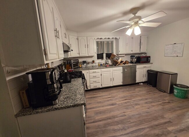 22 Victoria St unit 3, Somerville, MA 02144 - photo 5