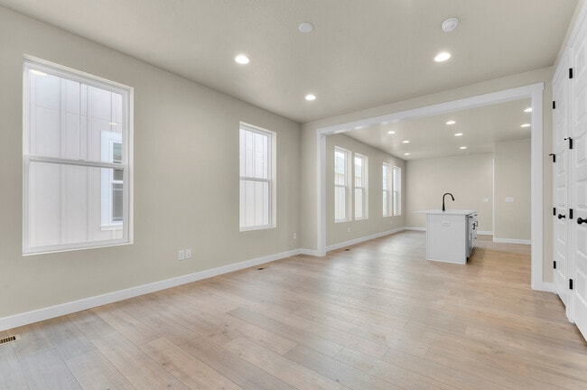 11204 S Fordman Way, South Jordan, UT 84009 - photo 6