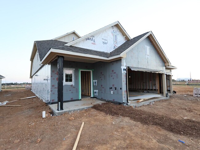 31011 Newcomb Landing Ln, Waller, TX 77484 - photo 3