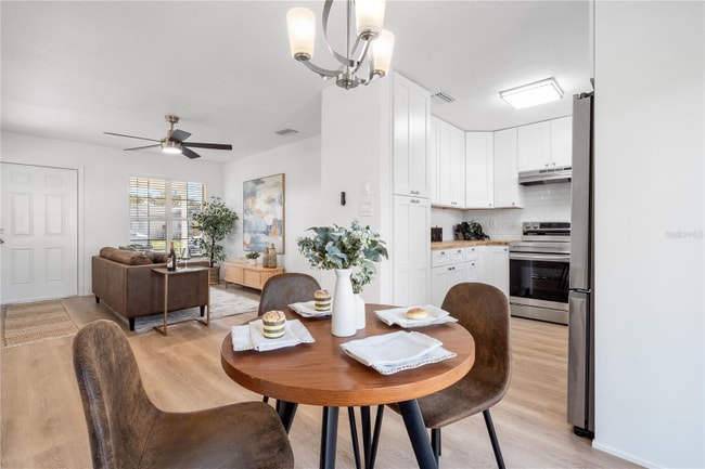 2802 21st St W, Bradenton, FL 34205 - photo 5