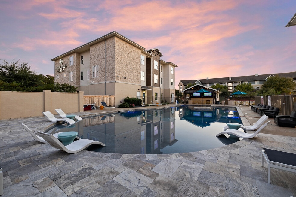 Holleman Crossing, College Station, TX 77845 - photo 1