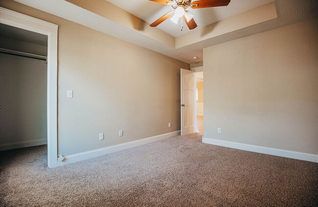 Walnut Home - Behind Greek Row!, Springfield, MO 65806 - photo 5