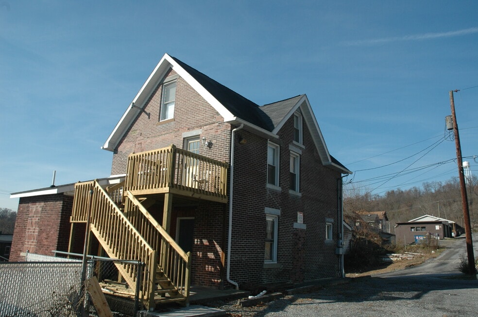 Entry Porch