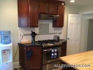 6 Windom St, Boston, MA 02134