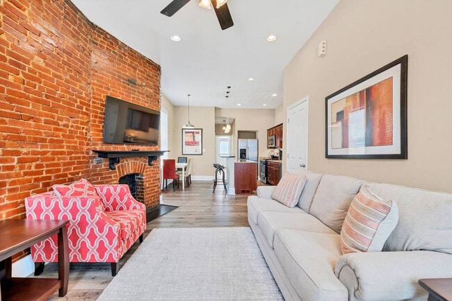 925 S Sarah St unit ID1031869P, Saint Louis, MO 63110 - photo 6