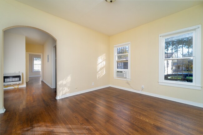 120 S Smith St, San Antonio, TX 78207 - photo 3
