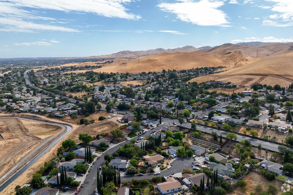 NH_PittsburgSouthwest545724_P2_V2_AG_1124