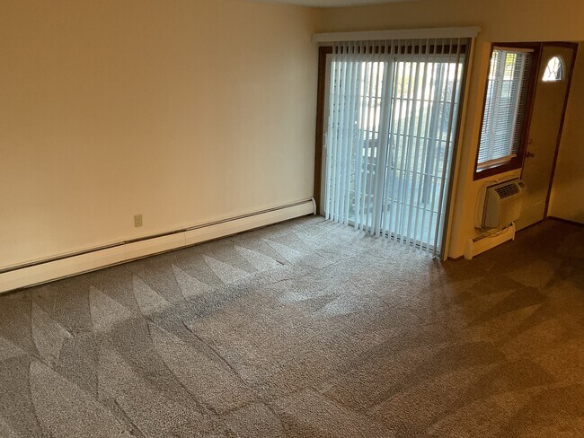 Apartment Homes of Wildwood Preserve in beautiful Oak Creek, WI, Oak Creek, WI 53154 - photo 3