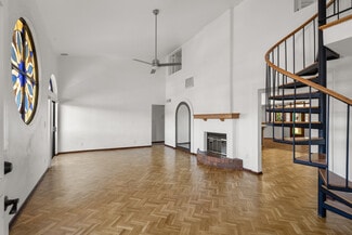 3319 E Indian School Rd Unit Penthouse, Phoenix, AZ 85018