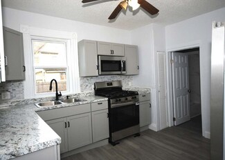 72 Hall St Unit 72 Hall Street Unit 1, Springfield, MA 01108