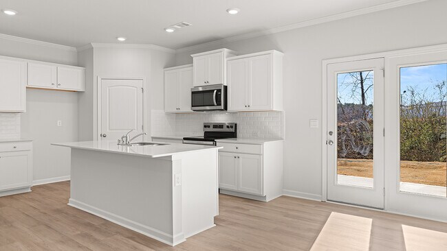 6722 Corryton St, Flowery Branch, GA 30542 - photo 5