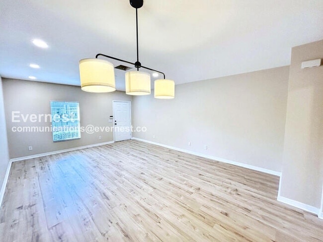 16351 Swan View Cir, Odessa, FL 33556 - photo 4