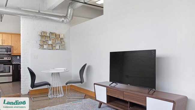 16 S Market St unit 1403.1404991, Petersburg, VA 23803 - photo 4