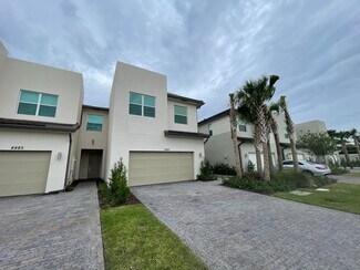 4981 Navali Dr, Wellington, FL 33467