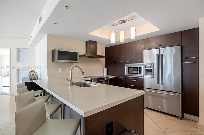 St Tropez Apartments unit 1-1006, Sunny Isles Beach, FL 33160 - photo 3