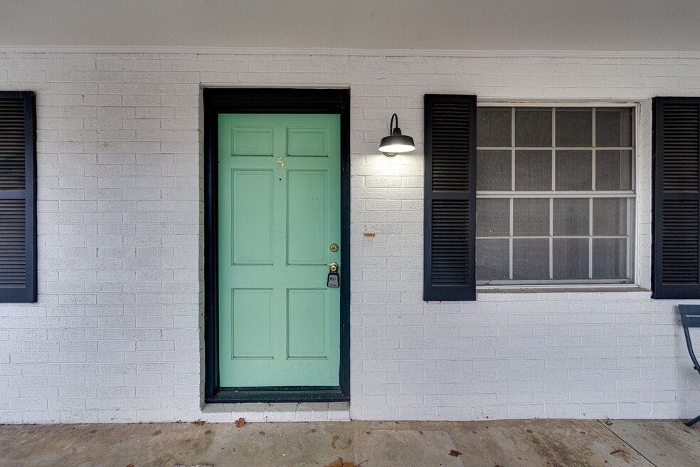 2845 Dayton Blvd unit 5, Chattanooga, TN 37415 - photo 1