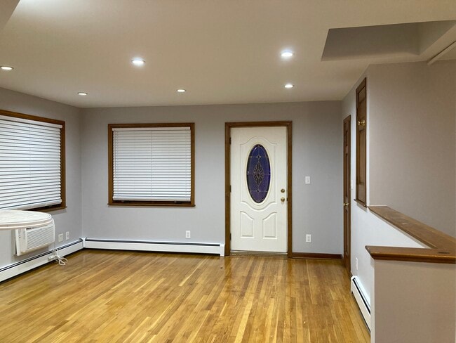 6063 60th Ln unit 3, Maspeth, NY 11378 - photo 2