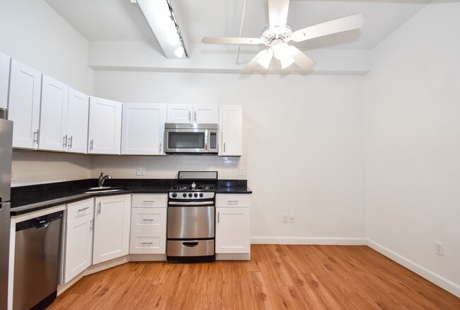 45 Hemenway St unit 11, Boston, MA 02115 - photo 2