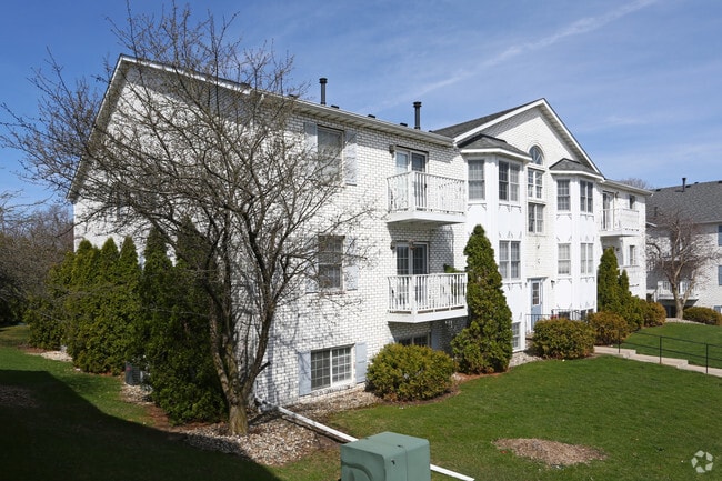 3 Stortz Drive, Bloomington, IL 61701 - photo 7