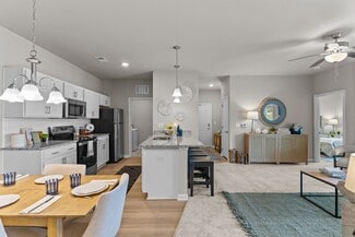 4605 Sidbury Crossing Dr, Castle Hayne, NC 28429