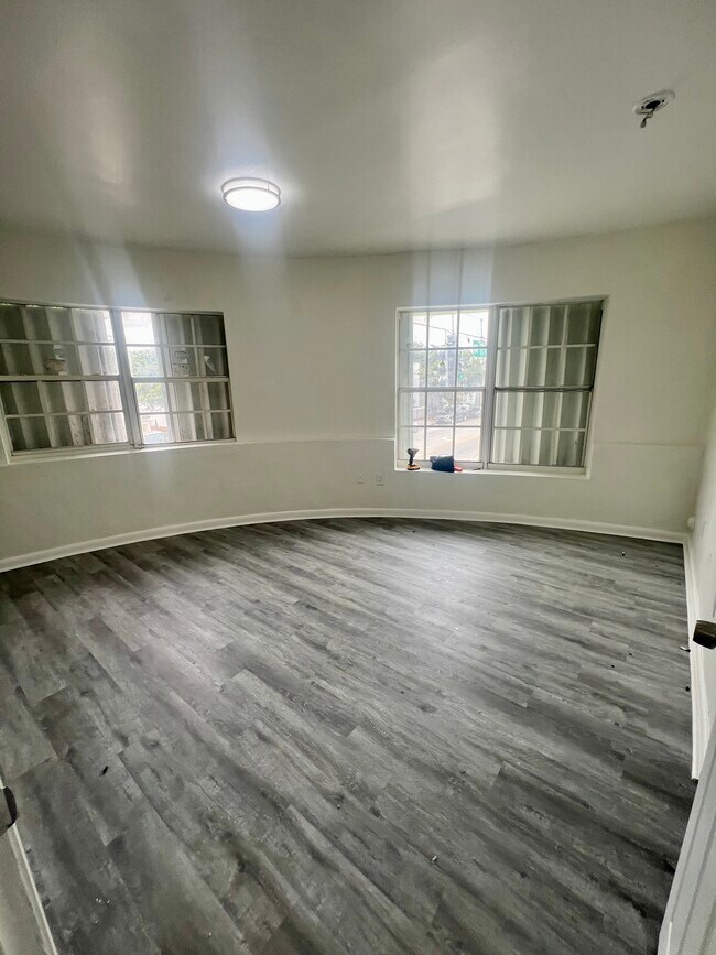 1630 NW 35th St Unit 1, Miami, FL 33142