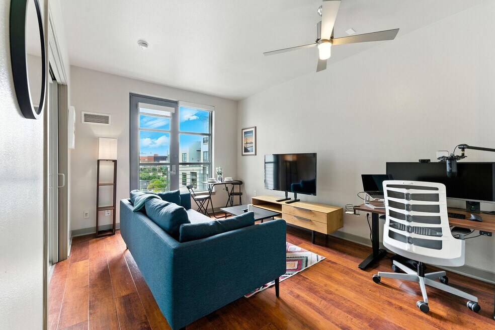 355 Berry St unit FL4-ID1264837P, San Francisco, CA 94158 - photo 1