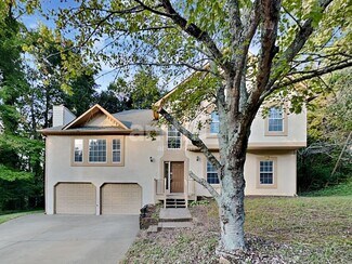 2062 Spicers Ln, Woodstock, GA 30189