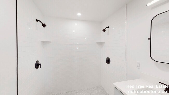 44 High St unit 1, Newton Upper Falls, MA 02464 - photo 7