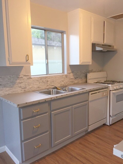 5529 Cartwright Ave unit 1/4, North Hollywood, CA 91601 - photo 4