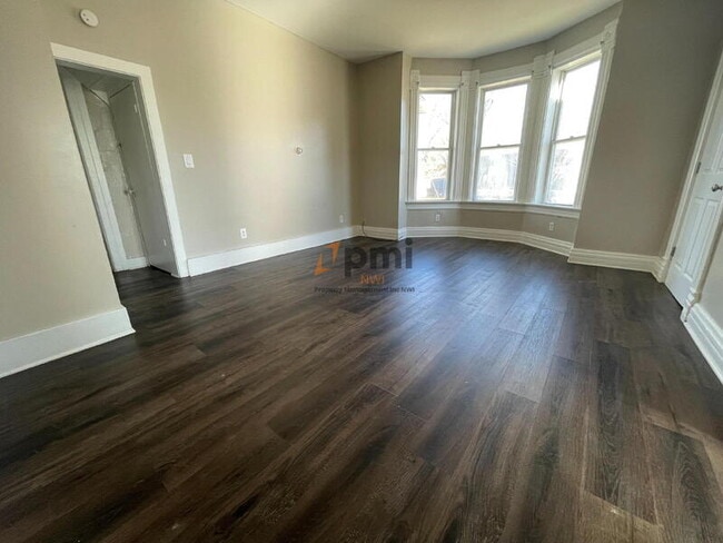 424 E 10th St unit 1, Michigan City, IN 46360 - photo 3