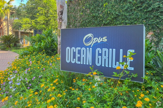 Opus Ocean Grille serves up the best seafood fare that Clear Lake Shores has to offer.