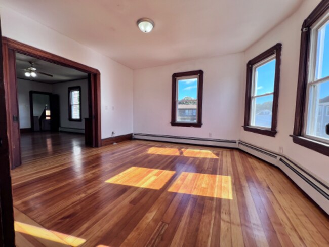 32 Alpine Ave unit 3, Fairhaven, MA 02719 - photo 2