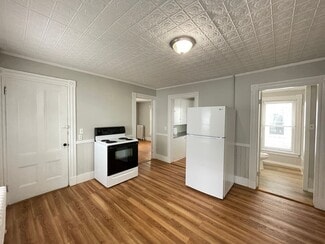 350 Portland St Unit A, Rochester, NH 03867