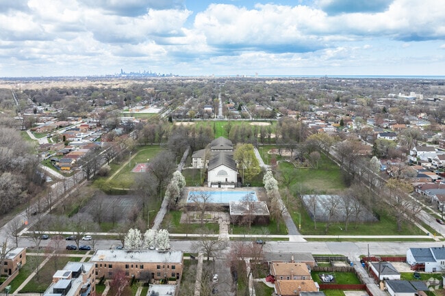 Trumbull Park has a ton of amenities and public green space for local residents.