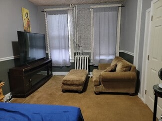 3414 W Franklin St, Baltimore, MD 21229