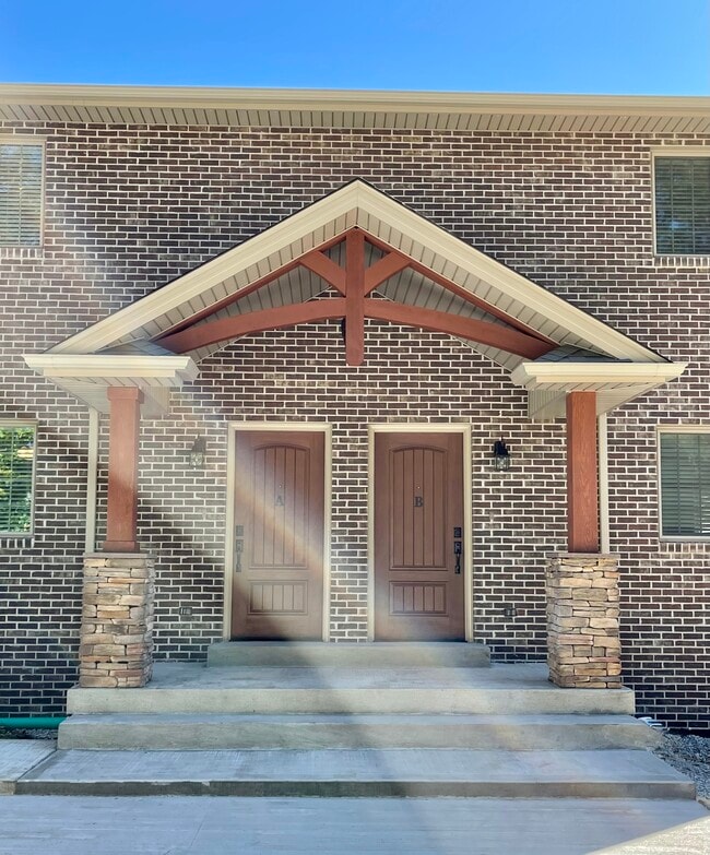 713 Adkins St, Corbin, KY 40701