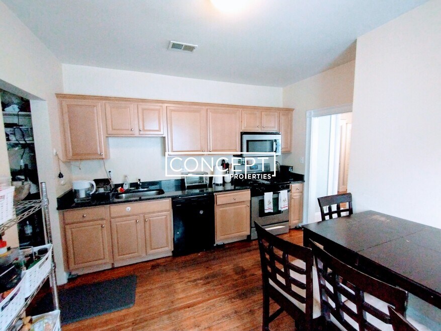 24 Curtis Ave unit 2, Somerville, MA 02144 - photo 1