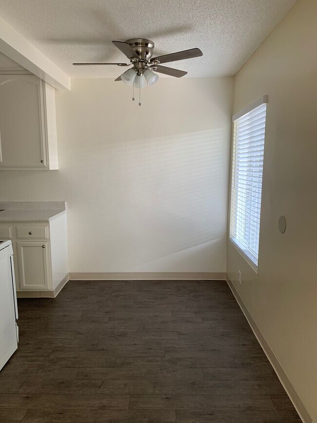 Harbor Apartments, Long Beach, CA 90810 - photo 5