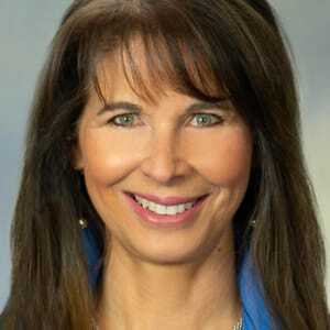 Gayle Stellas